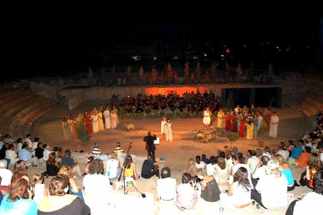 Opernaufführung Orpheus und Euridike im antiken Theater in Griechenland